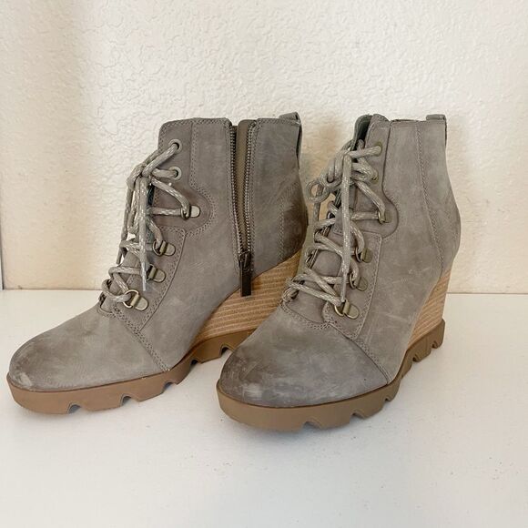 Sorel Joan Uptown Waterproof Wedge Bootie in mushroom. 8.5 - Picture 7 of 12